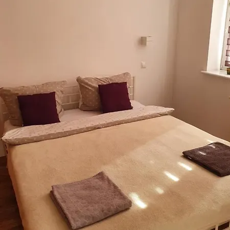Apartment Lux *
